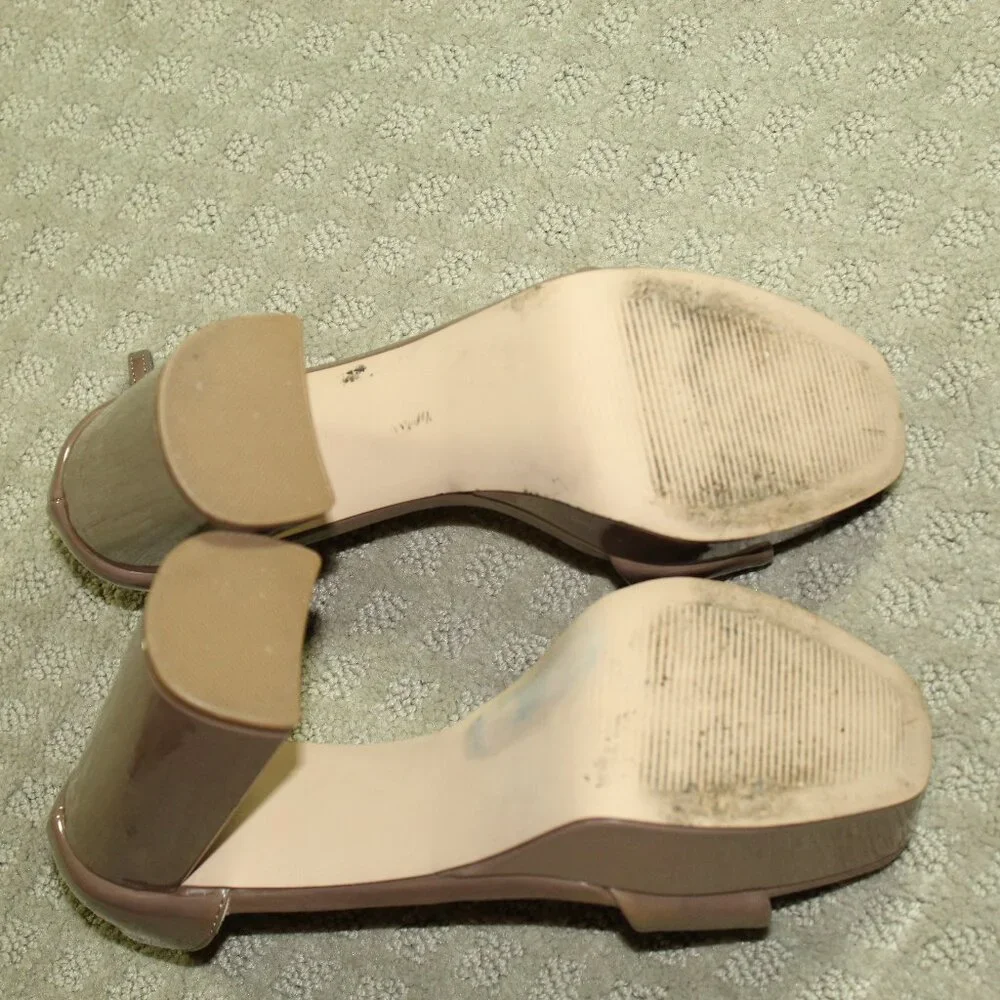Madden Girl Omega Women's 9M Taupe 1.25
